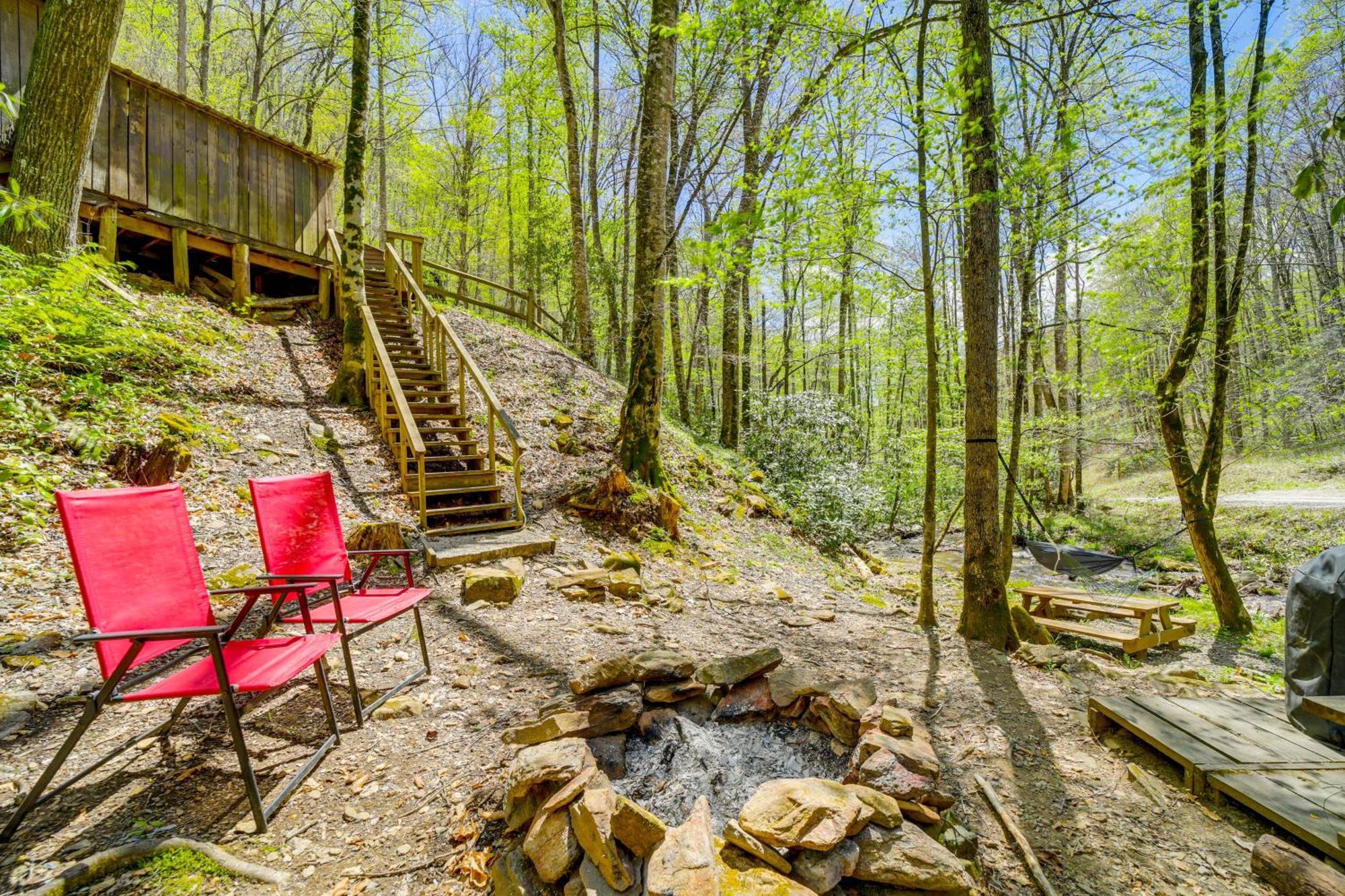 Creekside Whittier Cabin With Fire Pit Near Hiking! Exterior foto